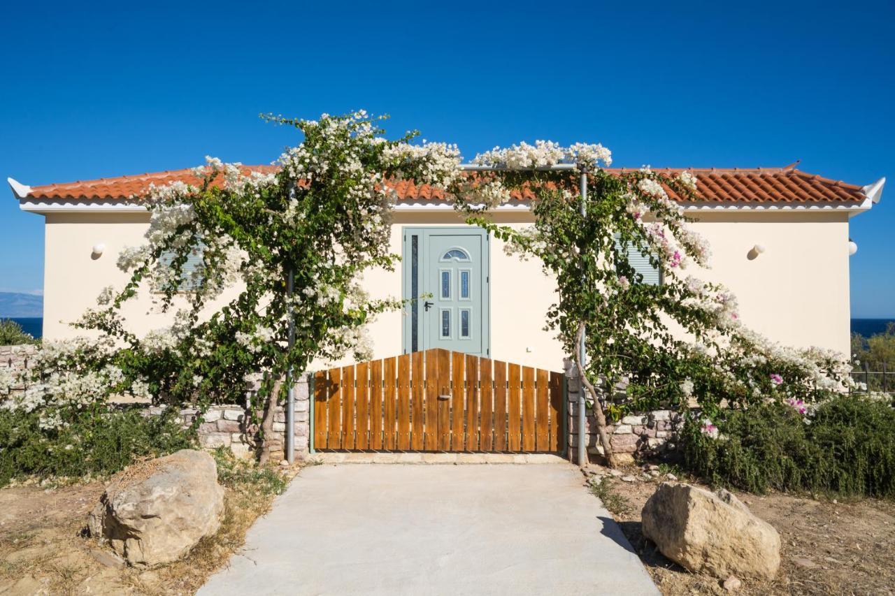 Seafront Studio With Direct Beach Access Koroni  Luaran gambar