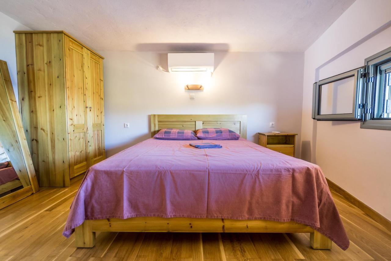 Seafront Studio With Direct Beach Access Koroni  Luaran gambar